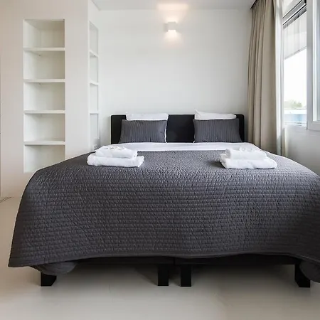 Short Group Houthavens Serviced Amsterdam