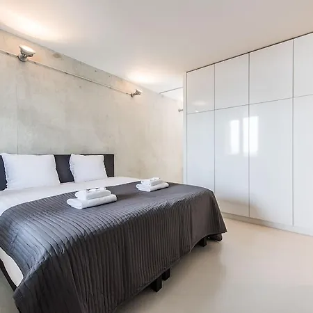 Short Group Houthavens Serviced Appartement *